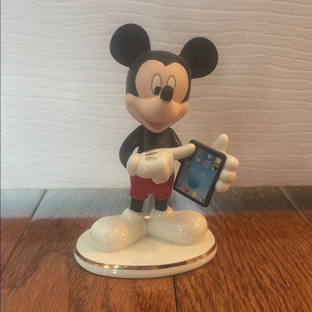 Mickey Mouse Cyber chat  Figurine